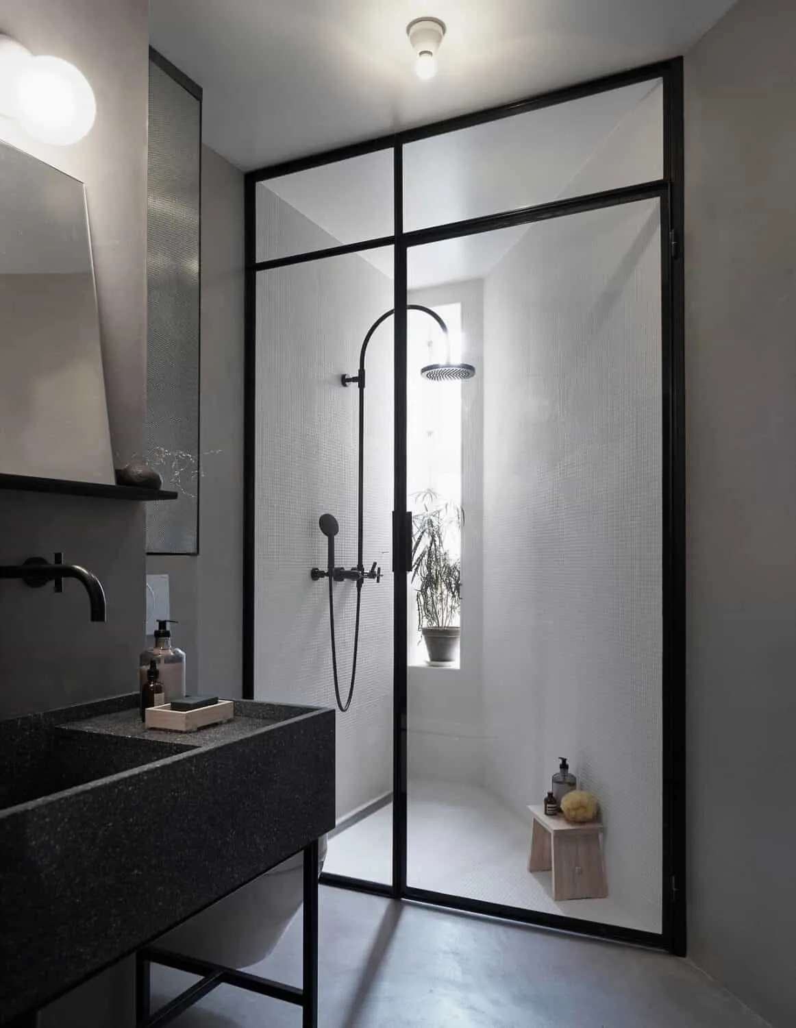 Grey colour bathroom for a modern ،me