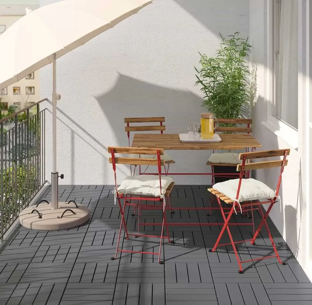 Foldable patio set