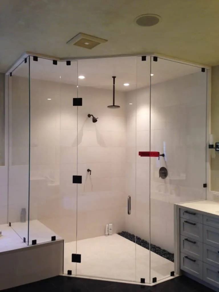 shower cabinet with small ceiling lights