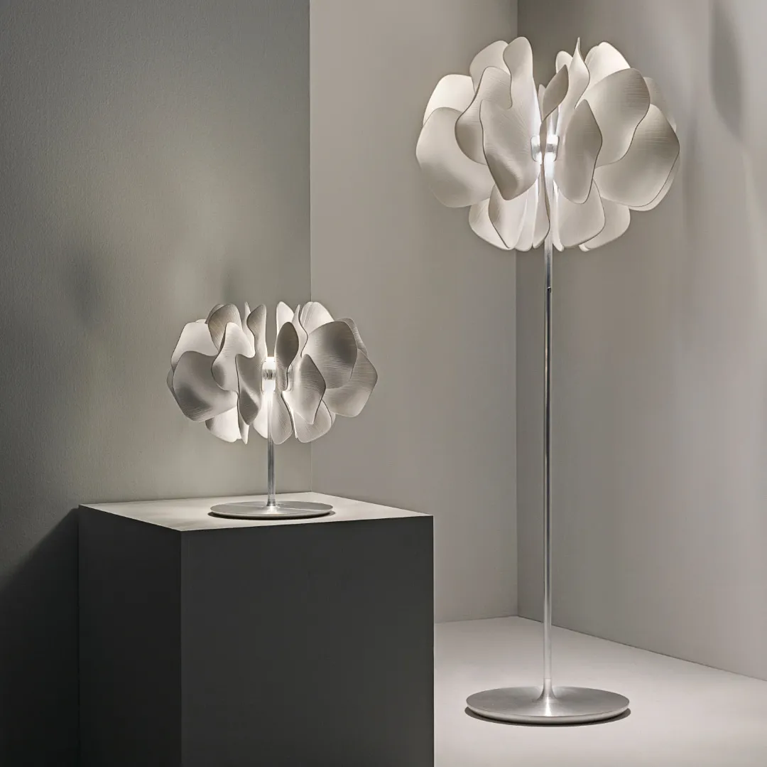 porcelain standing s،light, delicate petals that seem to sway in the breeze inspire unique and innovative piece, sleek metal stand