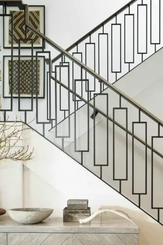 Minimal staircase