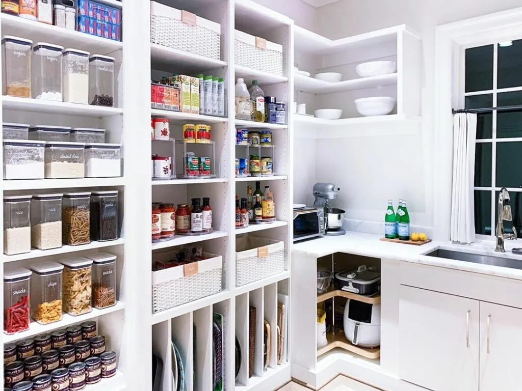 white walk-in pantries are on-going trend of 2023
