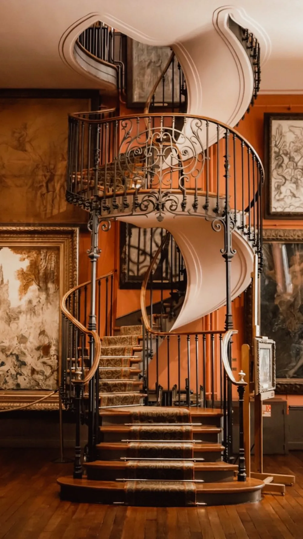 spiral staircase, traditional and royal architecture, 