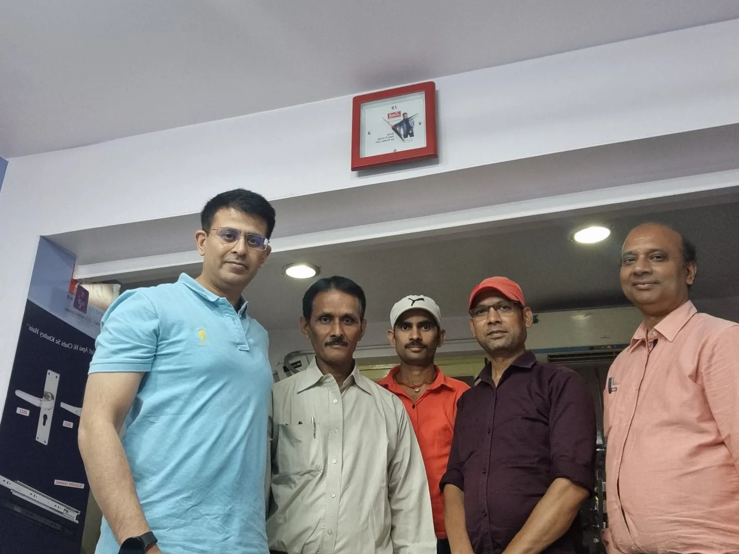 Mr Vineet Nayyar with his team at Ajanta Merchantry - leading hardware distributors in Patna