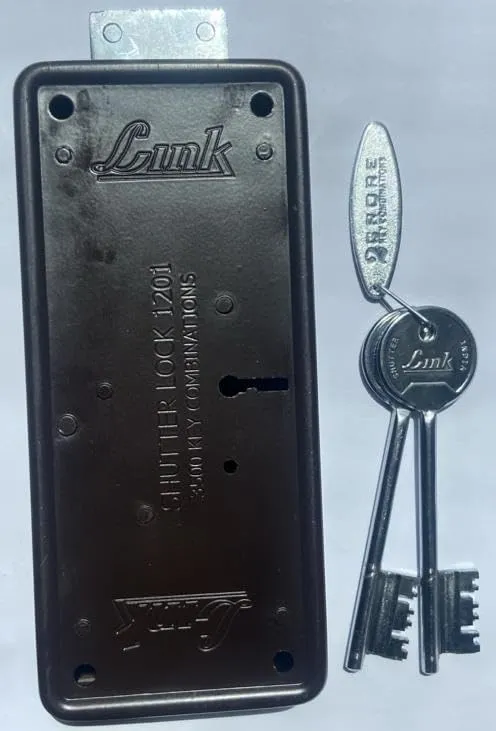 Link Locks universal shutter lock